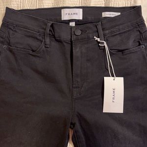NWT Frame Le High Skinny Jean. Black. Size 27.